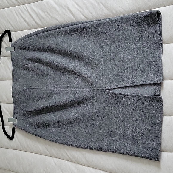 Pencil skirt - Picture 2 of 3